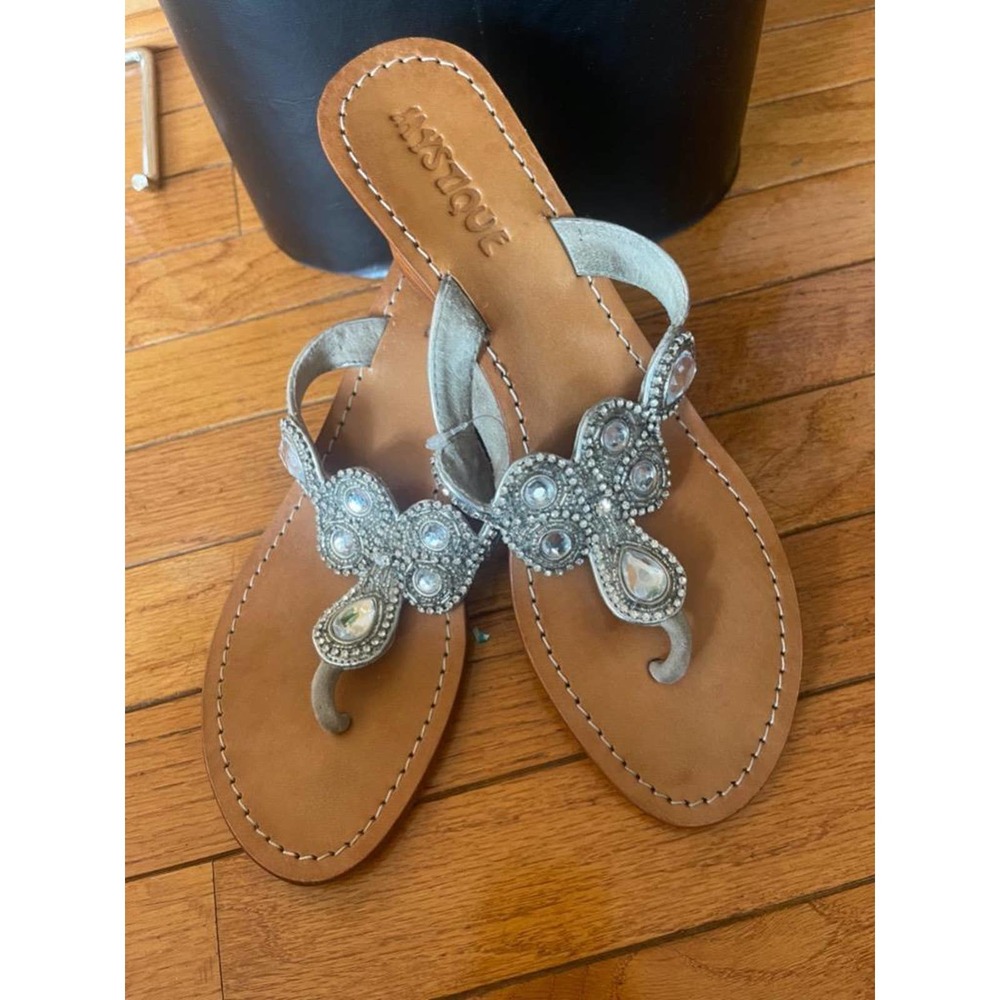 MYSTIQUE WHITE silver CHAIN SANDAL THONG SIZE 10